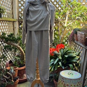 Women's 3-piece Jogger Set. Size Medium. Jogging Pants, ribbed top & Zip Hoodie.
